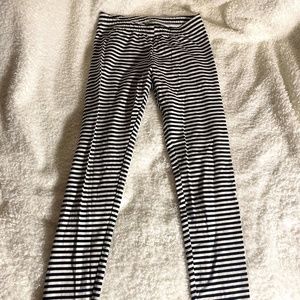 kids black&white striped leggings